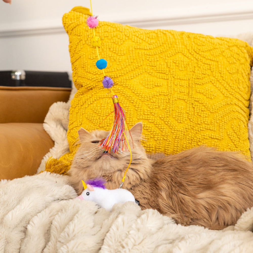 ZippyClaws Cat Toy Zippystick Unicorn