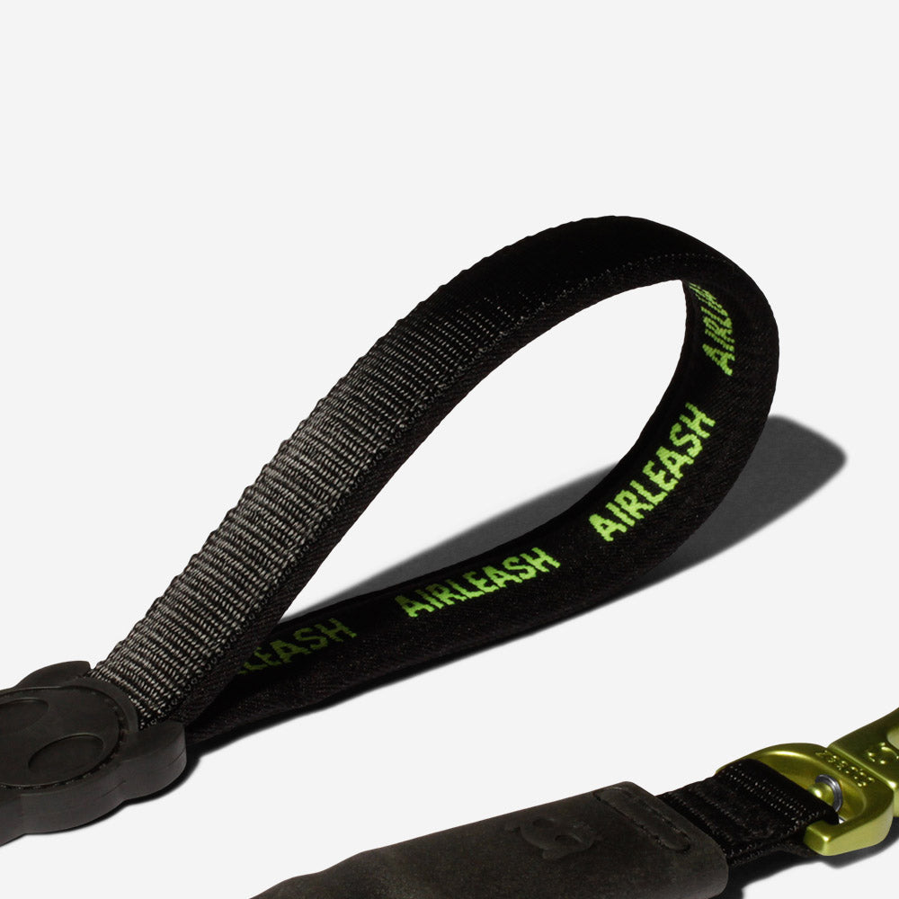 NEW!  Zee.Dog Air-Leash - Neon